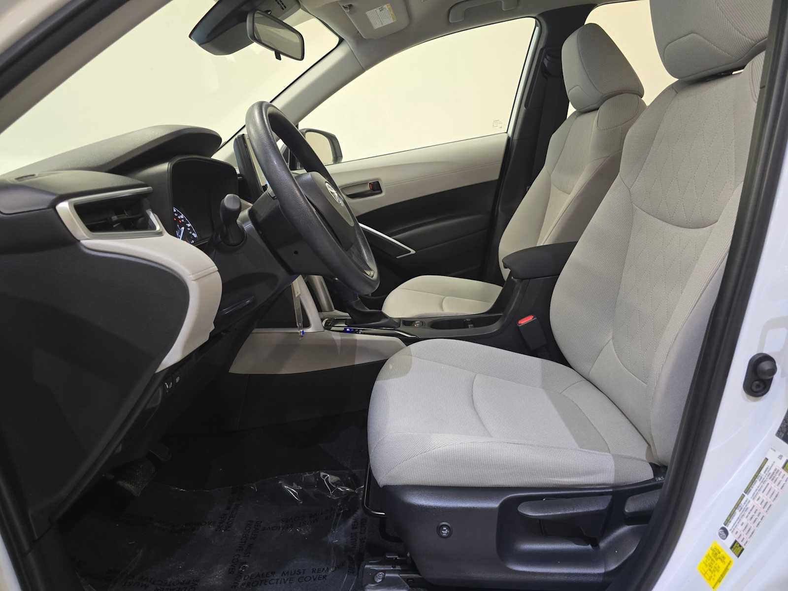 Certified 2024 Toyota Corolla Cross L AWD/4WD image 22