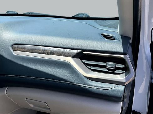 Used 2023 GMC Acadia Denali FWD image 19