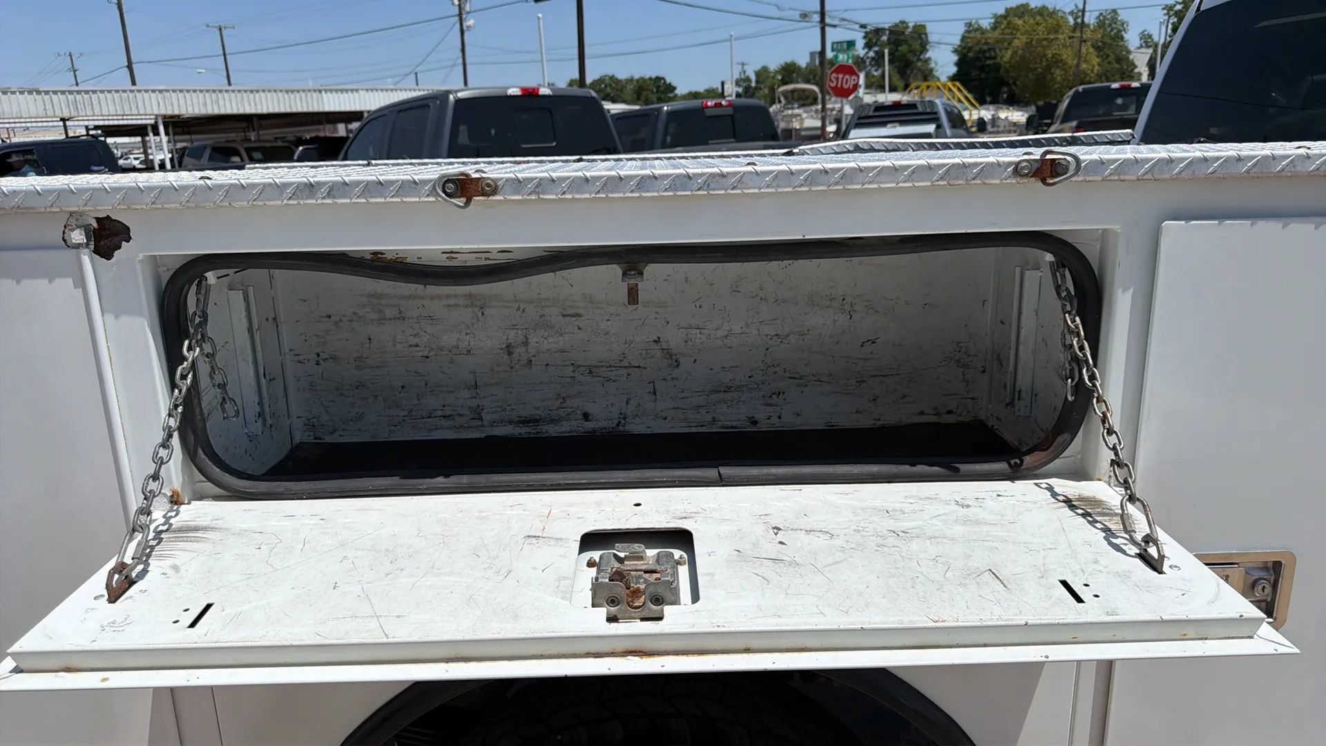 Used 2018 RAM 3500 Tradesman w/ Chrome Appearance Group AWD/4WD image 18