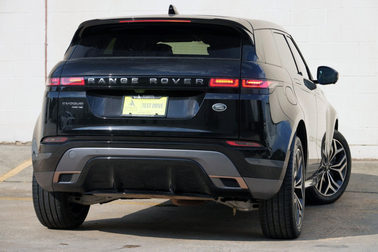 Used 2020 Land Rover Range Rover Evoque R-Dynamic HSE AWD/4WD image 4
