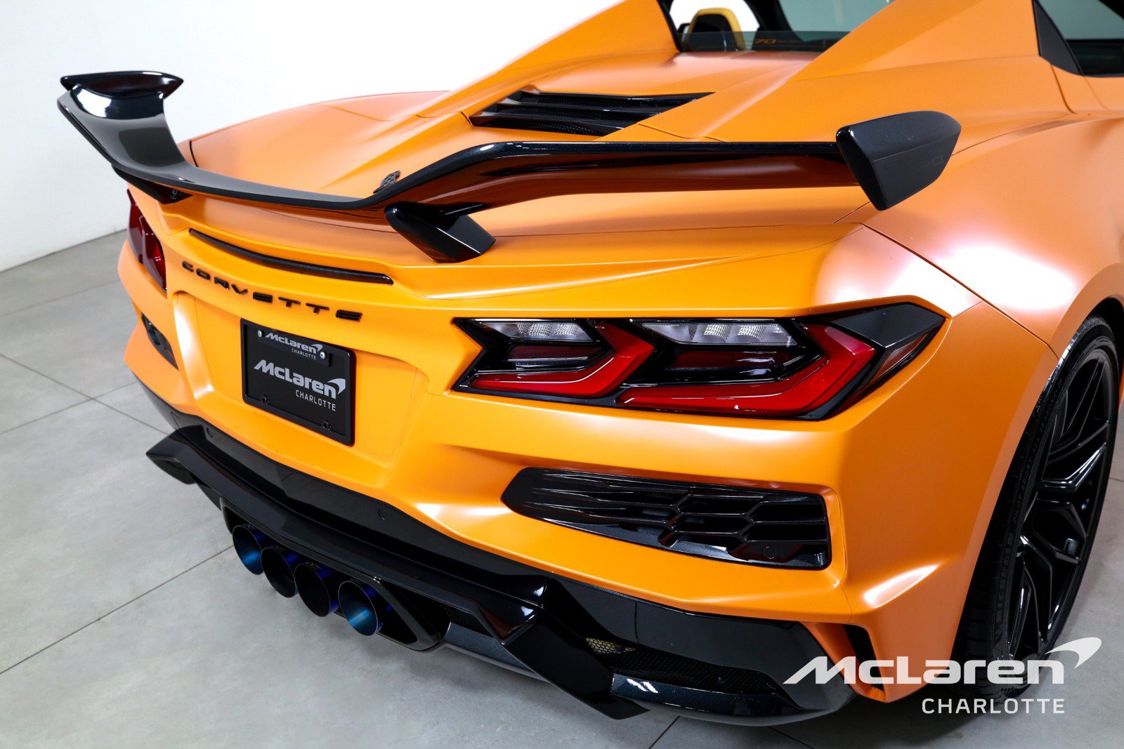 Used 2023 Chevrolet Corvette Z06 w/ Z07 Performance Package RWD image 34