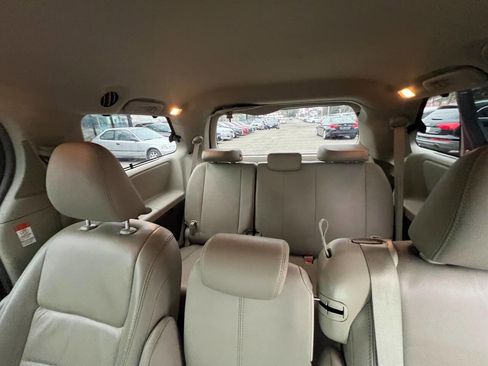 Used 2016 Toyota Sienna image 11