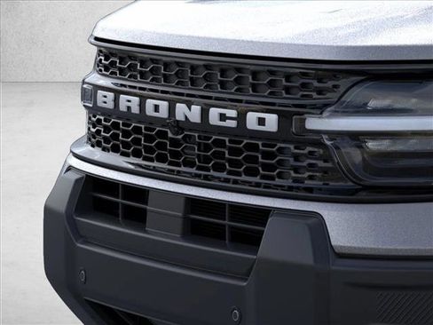 New 2026 Ford Bronco Sport Outer Banks w/ Outer Banks Tech Package+ AWD/4WD image 17