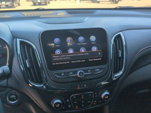 Used 2024 Chevrolet Equinox RS w/ RS Leather Package AWD/4WD image 17