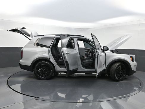 Used 2023 Kia Telluride SX X-Line image 41
