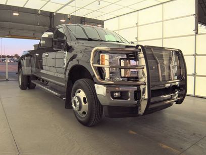 Used 2017 Ford F350 Lariat w/ Chrome Package