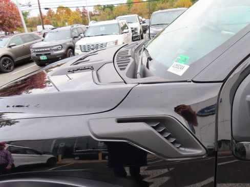 Used 2025 Ford F150 Raptor image 10