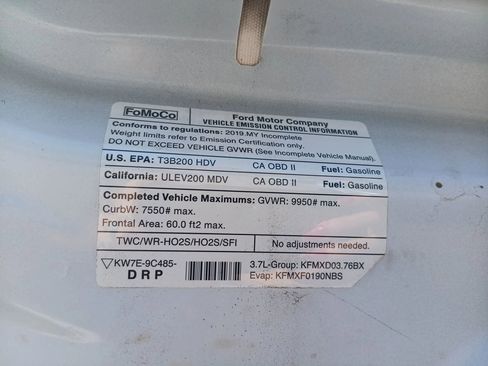 Used 2019 Ford Transit 250 138 RWD image 15