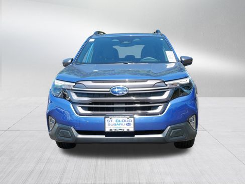 Used 2026 Subaru Forester Premium AWD/4WD image 2