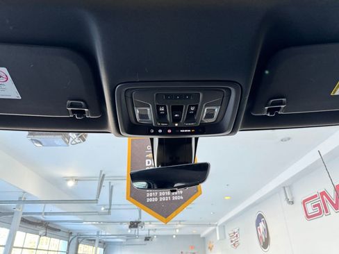 Certified 2023 GMC Sierra 3500 Denali w/ Technology Package image 29