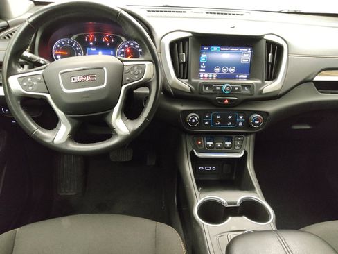Used 2021 GMC Terrain SLE FWD image 22