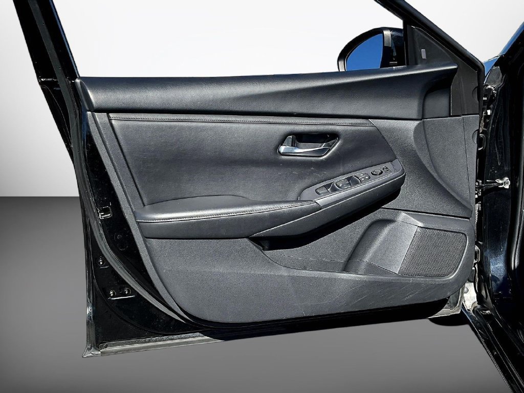 Used 2024 Nissan Sentra SV FWD image 21