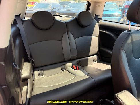 Used 2010 MINI Cooper Hardtop FWD image 28