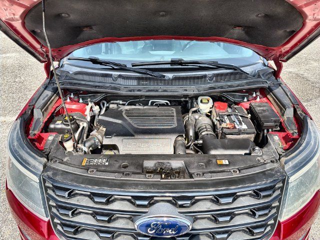 Used 2016 Ford Explorer Sport w/ Equipment Group 401A AWD/4WD image 28