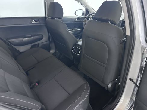 Used 2021 Kia Sportage LX AWD/4WD image 26