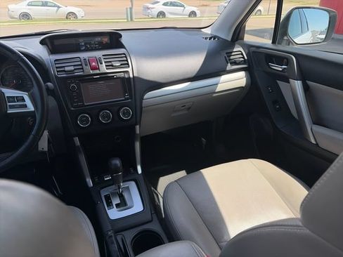 Used 2014 Subaru Forester 2.5i Limited AWD/4WD image 33