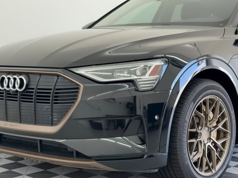 Used 2020 Audi e-tron Premium Plus AWD/4WD image 12