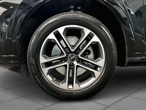 Used 2025 Audi Q5 Premium w/ Convenience Package AWD/4WD image 10