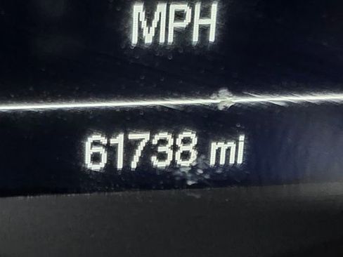 Used 2020 Chevrolet Trax LT w/ LT Convenience Package image 17