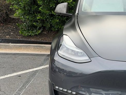 Used 2021 Tesla Model Y Performance AWD/4WD image 4