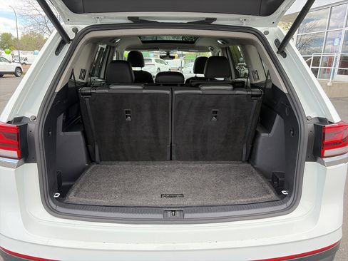 Used 2021 Volkswagen Atlas SE w/ Panoramic Sunroof Package AWD/4WD image 25