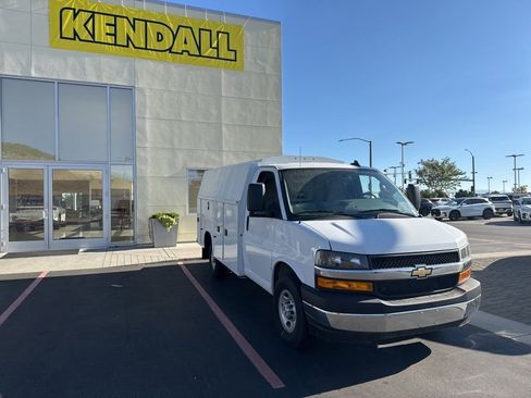 New 2024 Chevrolet Express 3500 w/ Power Convenience Package RWD image 34