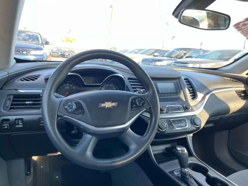 Used 2017 Chevrolet Impala LS image 15