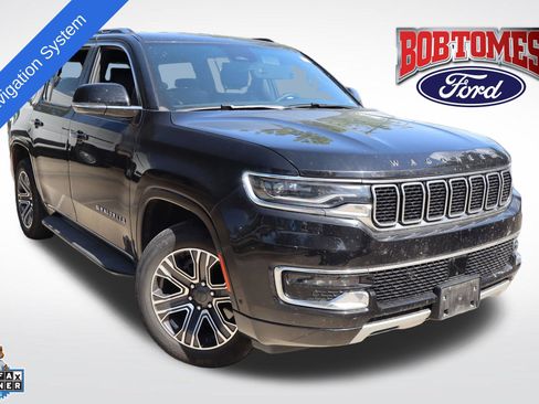 Used 2024 Jeep Wagoneer Series II w/ Flexible Seating Group AWD/4WD image 1