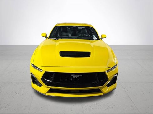 Used 2024 Ford Mustang GT Premium image 3