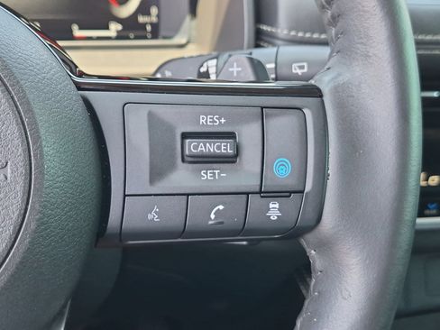 Used 2024 Nissan Rogue Platinum w/ Platinum Premium Package FWD image 19
