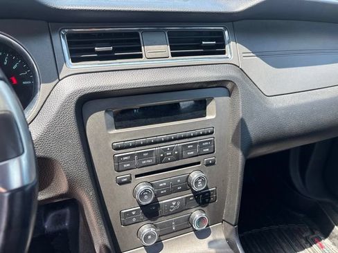 Used 2014 Ford Mustang Coupe RWD image 16
