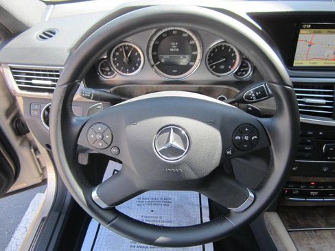 Used 2010 Mercedes-Benz E 350 Sedan image 30