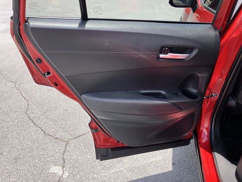 Certified 2023 Toyota Corolla Cross XLE image 22