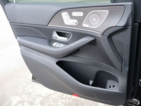 Used 2023 Mercedes-Benz GLE 350 4MATIC image 38