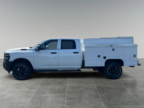 New 2026 RAM 2500 Tradesman AWD/4WD image 2