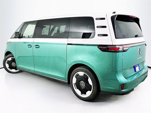 New 2025 Volkswagen ID. Buzz Pro S Plus image 6