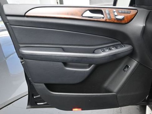 Used 2017 Mercedes-Benz GLS 450 4MATIC image 20