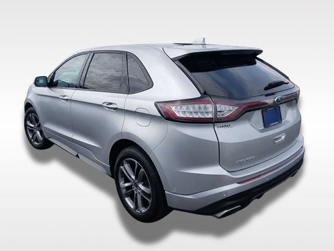 Used 2018 Ford Edge Sport w/ Technology Package AWD/4WD image 3