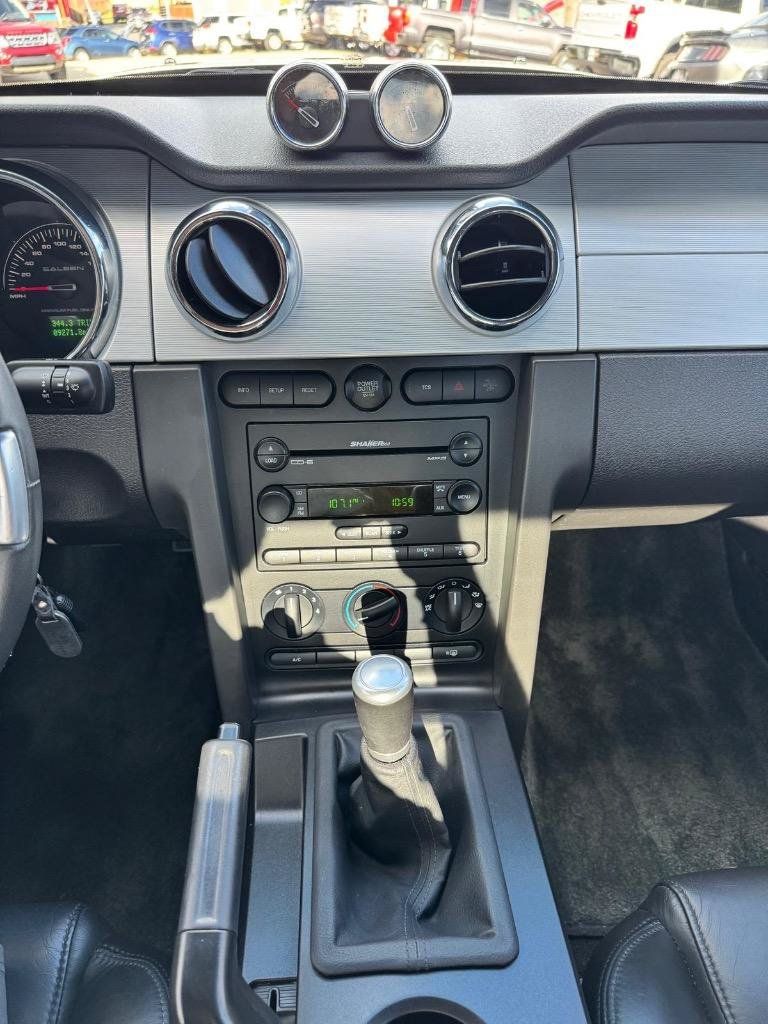 Used 2006 Ford Mustang GT RWD image 18