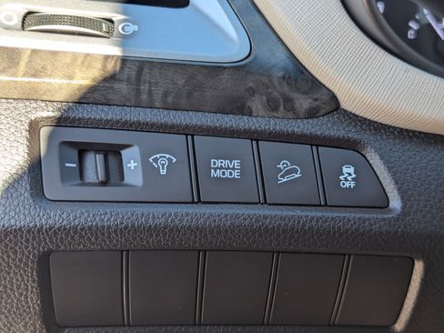 Used 2017 Hyundai Santa Fe Sport image 29