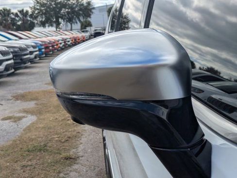 New 2026 Chrysler Pacifica Pinnacle w/ Trailer Tow Group image 10