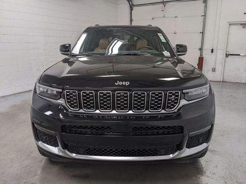 New 2025 Jeep Grand Cherokee L Summit w/ Advanced Protech Group IV image 9