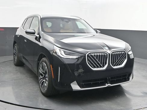 Used 2026 BMW X3 xDrive30i w/ Premium Package AWD/4WD image 9
