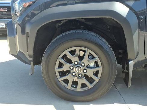 Used 2025 Toyota 4Runner SR5 image 24