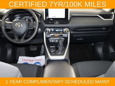 Used 2025 Toyota RAV4 XLE AWD/4WD image 15
