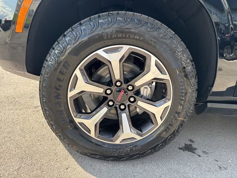 New 2026 GMC Yukon AT4 Ultimate AWD/4WD image 37