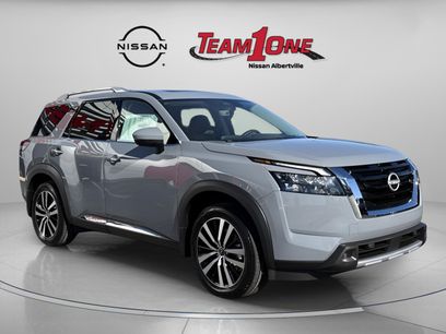 New 2025 Nissan Pathfinder Platinum