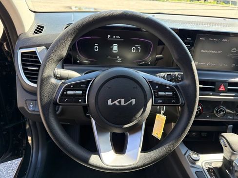 Certified 2024 Kia Seltos LX AWD/4WD image 15