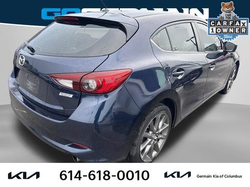 Used 2018 MAZDA MAZDA3 Touring FWD image 4