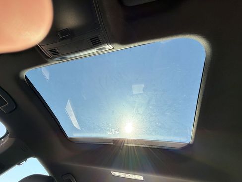 Used 2019 Volkswagen Jetta R-Line w/ R-Line Cold Weather Package image 15